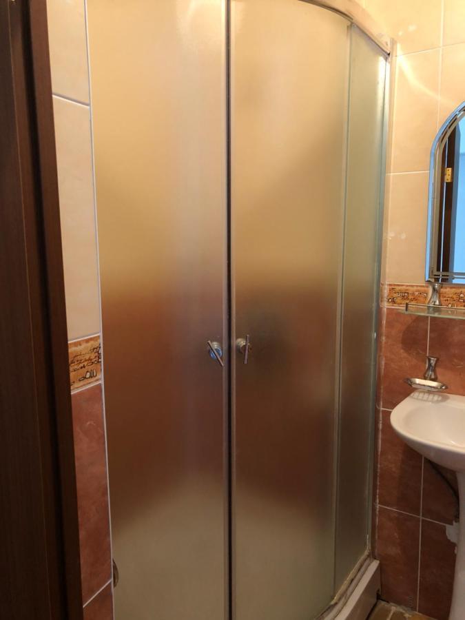 Гостевой Дом Айша Guest House Aisha Чолпон-Ата Экстерьер фото