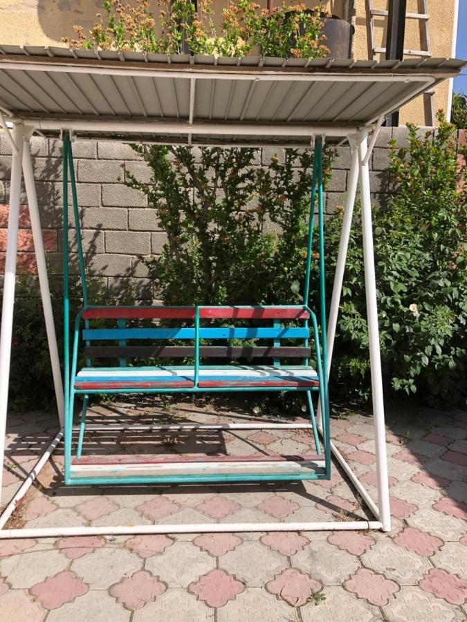 Гостевой Дом Айша Guest House Aisha Чолпон-Ата Экстерьер фото